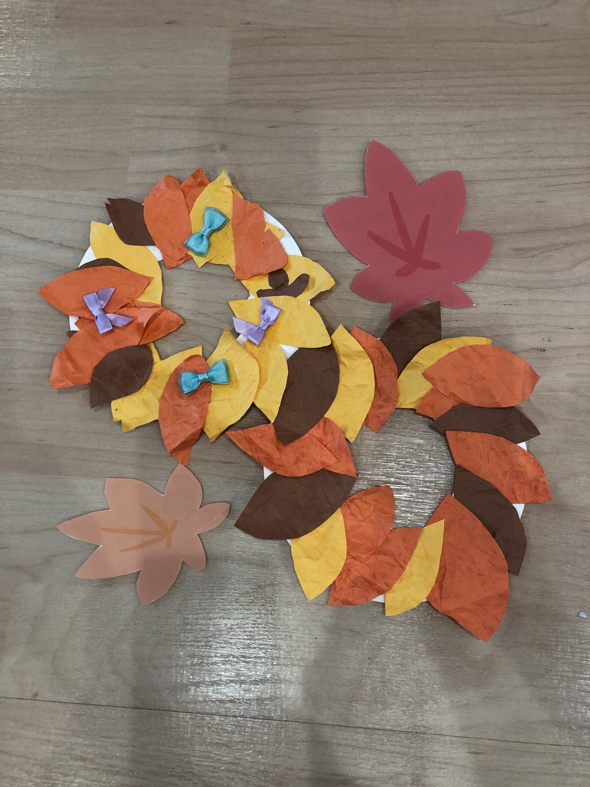 くしゃくしゃはっぱのリースつくり🍁🍂✨